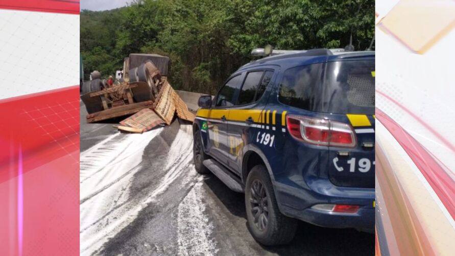 Carreta tomba na BR-277 e motorista morre no acidente em Candói