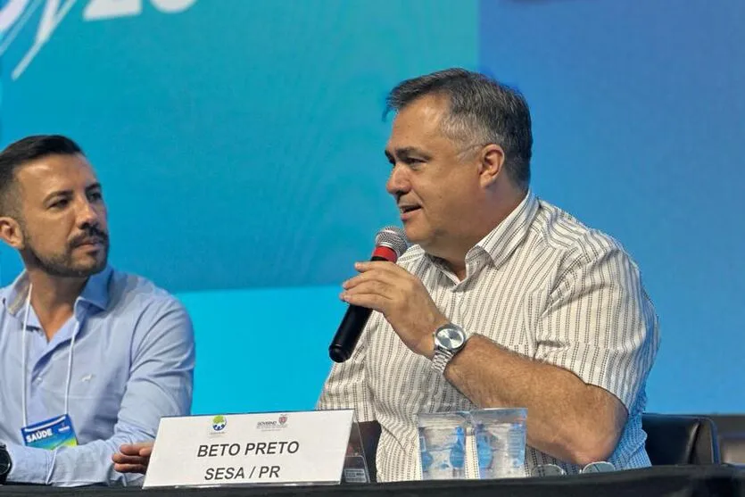 Beto Preto, secretário da Saúde