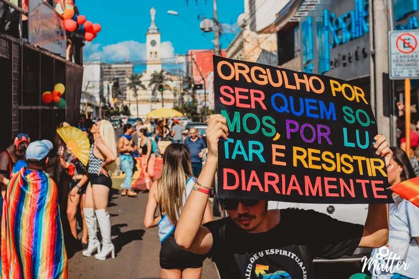 Parada está marcada para as 12h no cruzamento da Avenida Curitiba com a Rua Rio de Janeiro, no centro da Cidade