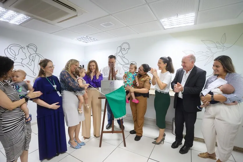 Primeira-dama Luciana Saito Massa participa da inauguração da sala de aleitamento materno
