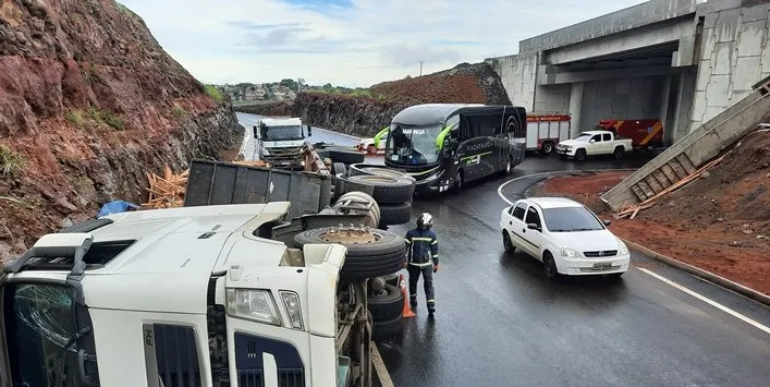 Acidente registrado neste domingo