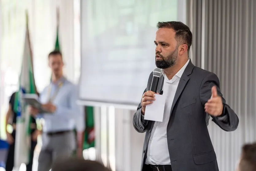 Liberações foram assinadas nesta quarta-feira (6) pelo secretário estadual da Educação, Roni Miranda,