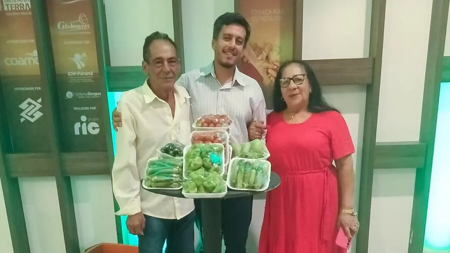 Odete mantém uma propriedade junto com a família