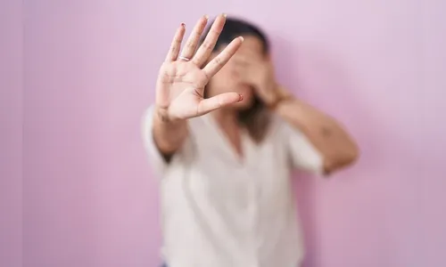 Mulher é agredida pelo companheiro com soco no rosto em Cambira