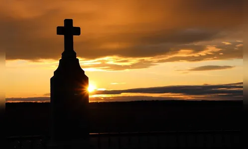 Confira os sepultamentos desta sexta-feira (24) em Apucarana e região