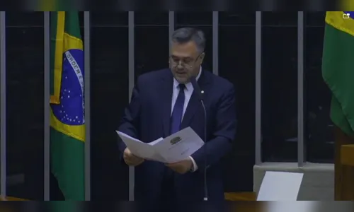 Beto Preto exalta 80 anos de Apucarana na Câmara