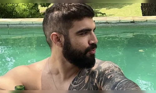 Caio Castro renova o visual e muda o estilo da barba