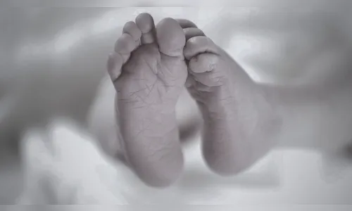 Bebê de dois meses morre ao engasgar com leite em Apucarana