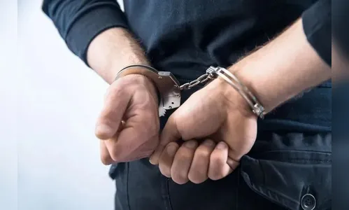 Homem com mandado em aberto é preso em hotel após furtar pizzaria