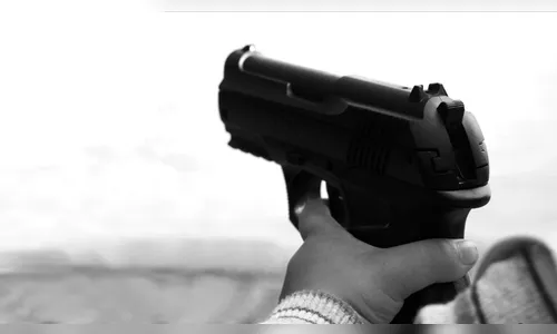 Bebê de 2 anos morre após ser baleado acidentalmente pelo irmão de 3