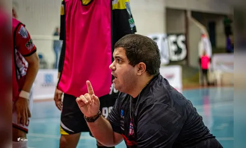 Apucarana Futsal anuncia saídas de treinador e seis jogadores