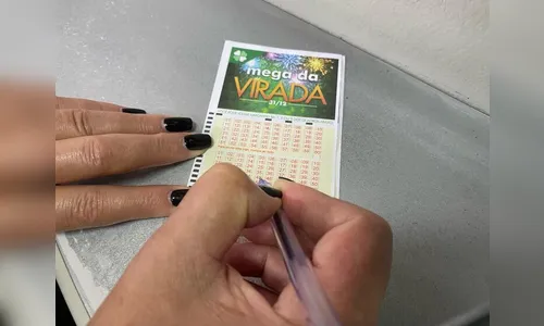 Confira as dezenas premiadas do Mega-Sena; prêmio é de R$ 35,8 milhões