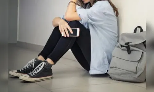 Mulher flagra esposo mantendo relações com menina de 11 anos no Paraná