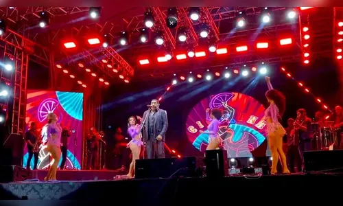 Grupo Raça Negra agita a segunda noite da 19ª Expovale