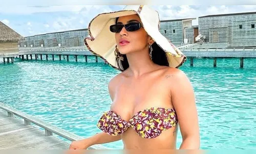 Nas Maldivas, Mileide Mihaile exibe corpo após lipo e choca