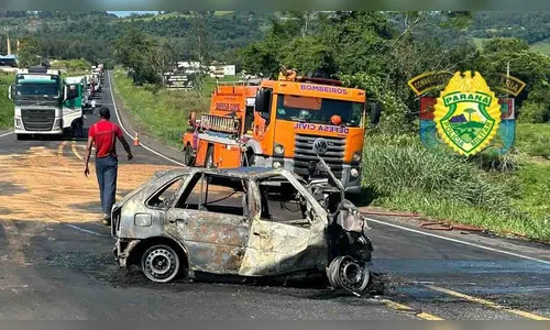 Grave acidente entre Gol e caminhão tira a vida de jovem na PR-092