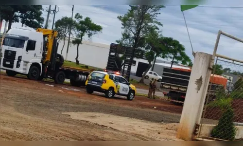 PM intercepta em Jardim Alegre caminhão transportando 63 indígenas