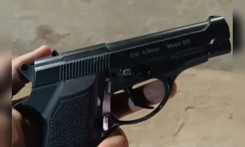 PM apreende simulacro após menor ser ameaçado de morte em Ivaiporã