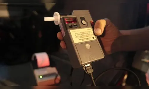 Motociclista tenta fugir de abordagem e é preso por embriaguez