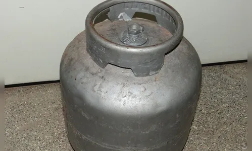 Homem compra botijão de gás, não paga e ameaça vítima em Arapuã