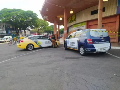 O crime aconteceu por volta das 17h45