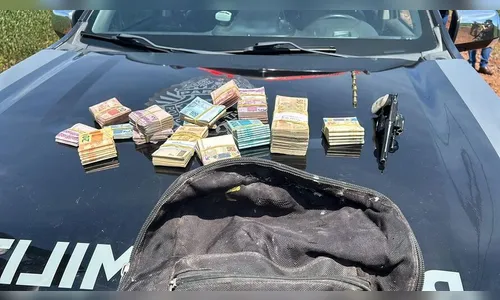 Homens roubam agência de crédito, fogem, mas são pegos pela PM