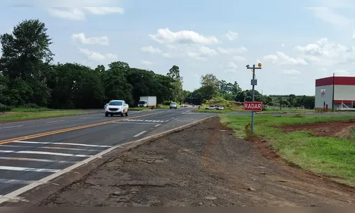 DER instala radares na PR-466 no Trevo da Placa Luar em Jardim Alegre