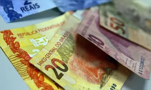 Salário mínimo deve ter aumento de R$ 92, saltando para R$ 1.412