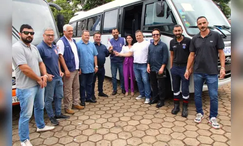Arapongas recebe micro-ônibus para fortalecer atendimentos em saúde
