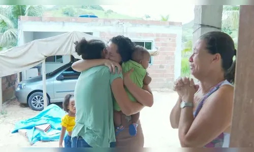 Professora fica 8 dias na cadeia após ser presa por engano