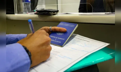 Agências do Trabalhador do PR têm 17.188 vagas abertas; confira