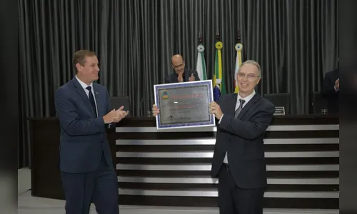 Câmara entrega Título de Cidadão Honorário a Wanderlei Faganello; veja