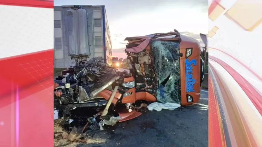 A colisão traseira aconteceu por volta das 6h30