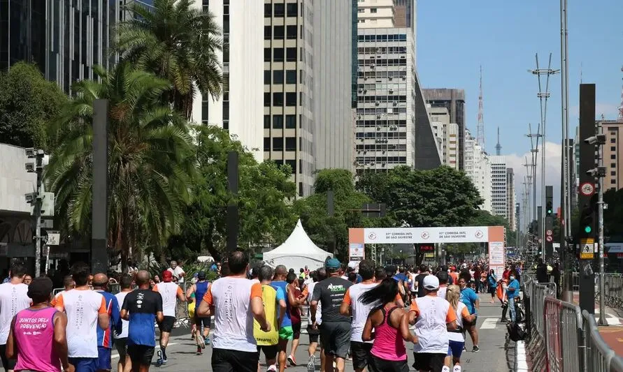 A maioria dos corredores é do gênero masculino.