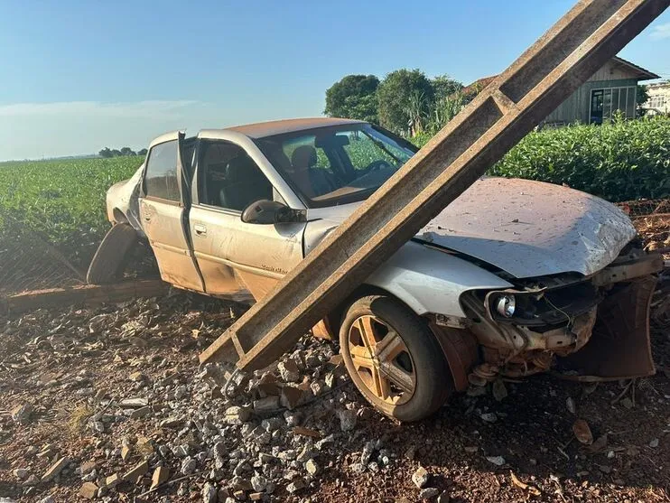 A ocorrência aconteceu na altura do km 23 da PR-491