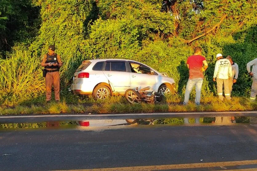 Acidente ocorreu neste sábado à noite