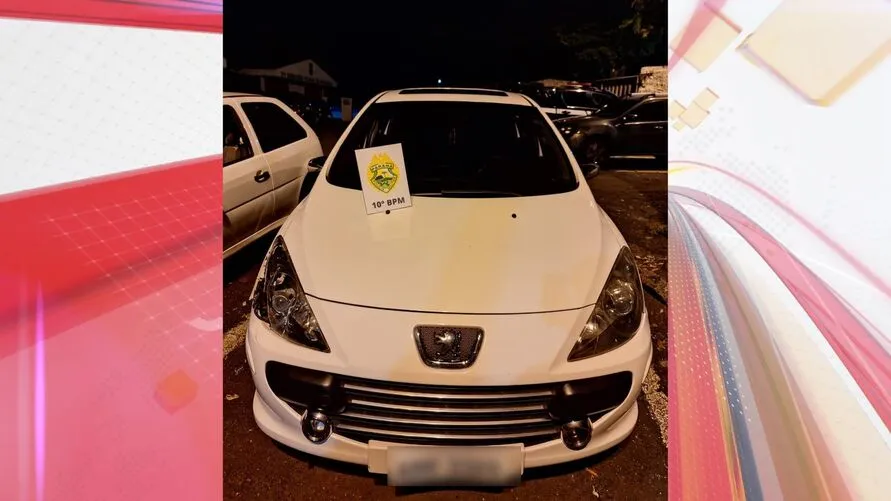 Carro foi levado para a delegacia de Apucarana