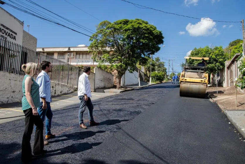 Melhorias são realizadas no asfalto da cidade