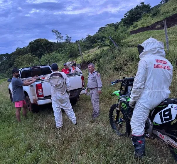 O incidente aconteceu por volta das 13h30 em uma região de difícil acesso