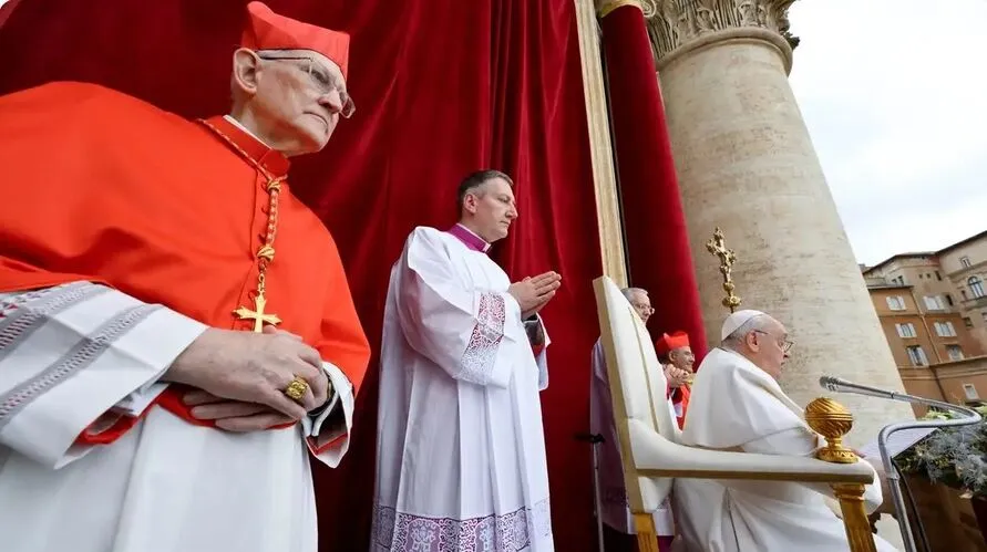 Papa Francisco lê sua mensagem de Natal no Vaticano 25/12/2023