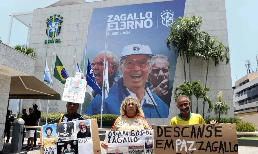 Tetracampeão recebeu diversas homenagens de familiares, amigos e fãs