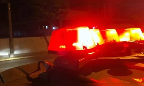 Jovem é preso após agredir a mãe e se envolver em acidente de trânsito