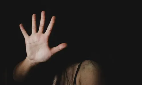 Jovem aciona a PM após se sentir ameaçada pelo ex-namorado