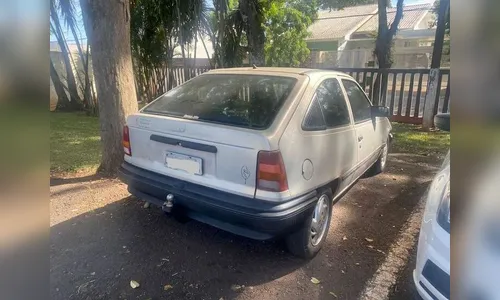 PM recupera Kadett que havia sido furtado em Apucarana