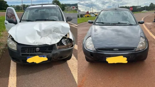 Colisão envolveu dois veículos - Fiat Strada e Ford Ka