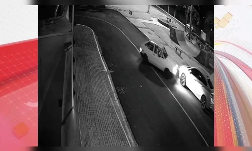 Motorista bate em Cruze estacionado e foge em Apucarana; veja