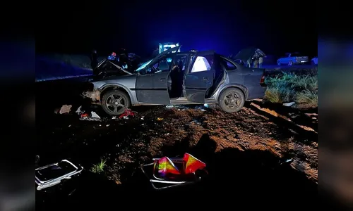 Acidentes matam 13 pessoas em rodovias do PR no feriadão de Réveillon