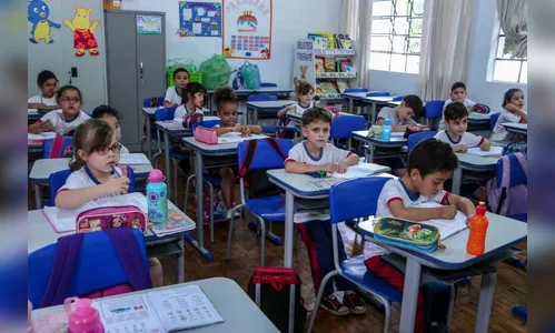 Olímpiada de Educação Financeira premia estudantes de Apucarana