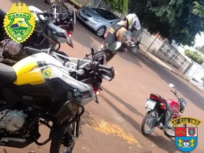 Foram apreendidas 28 motocicletas, dois automóveis e uma bicicleta motorizada