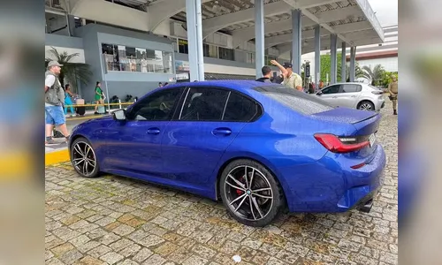 Quatro jovens morrem dentro de BMW em Balneário Camboriú